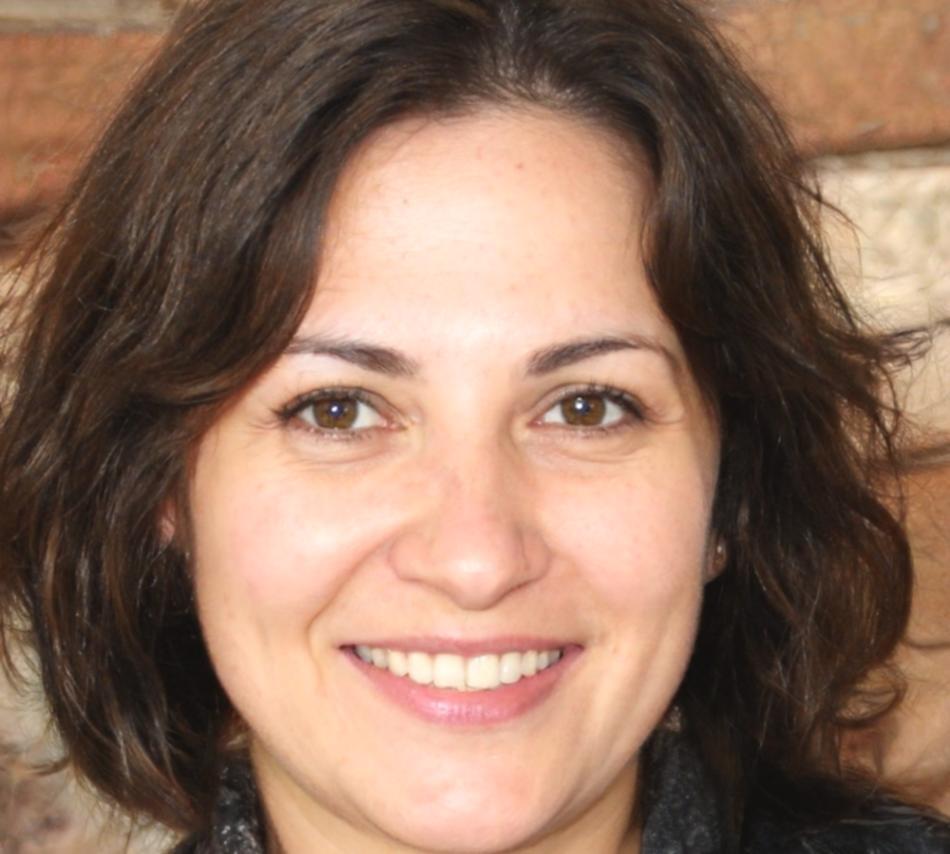 Participante reflexionando durante una sesión de trabajo personal